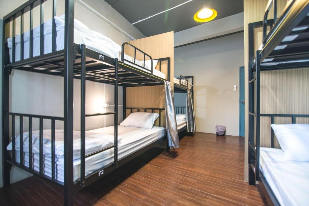 Tha Hostel Chiang Mai Bagian luar foto